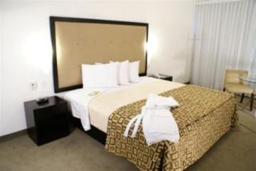Ramada Costa Del Sol Lima Airport Hotel Bagian luar foto